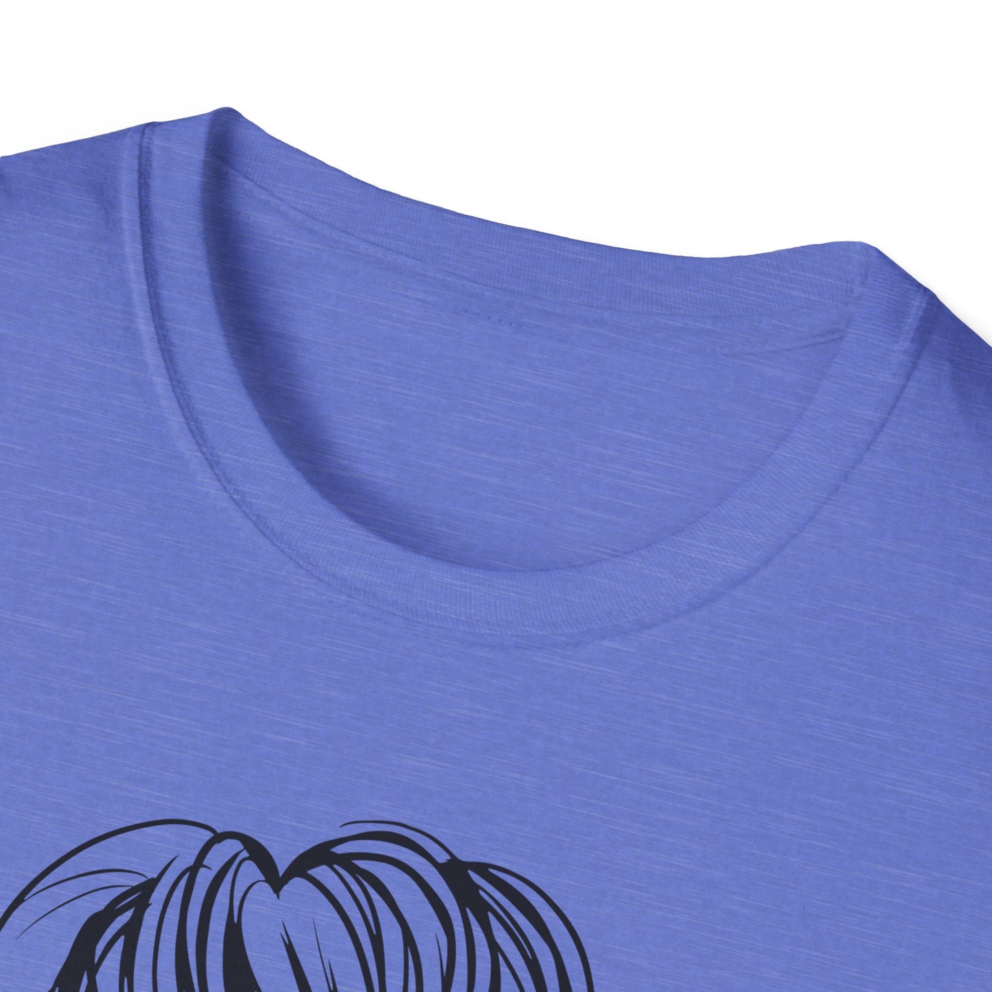 #MomLife Unisex Softstyle T-Shirt - Perfect Gift for Moms