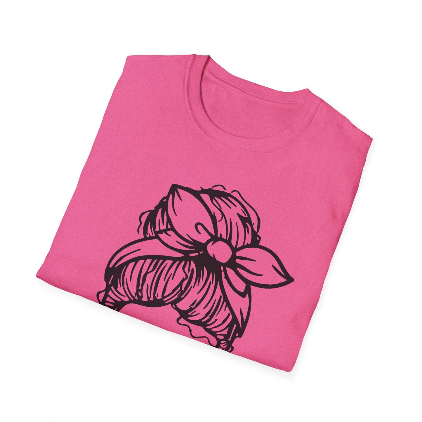 #DogMom Unisex Softstyle T-Shirt - Perfect Gift for Pet Lovers