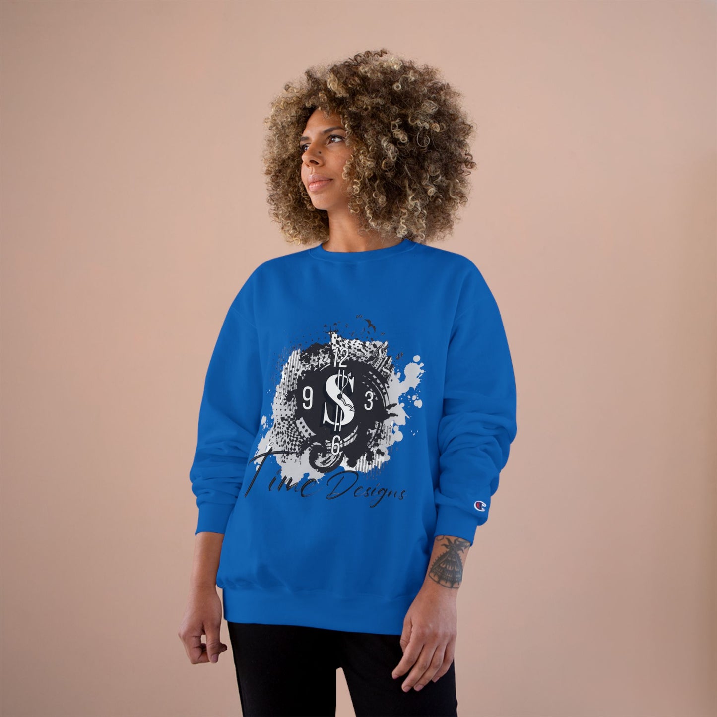 Stylish Graphic Champion Sweatshirt with Time Designs