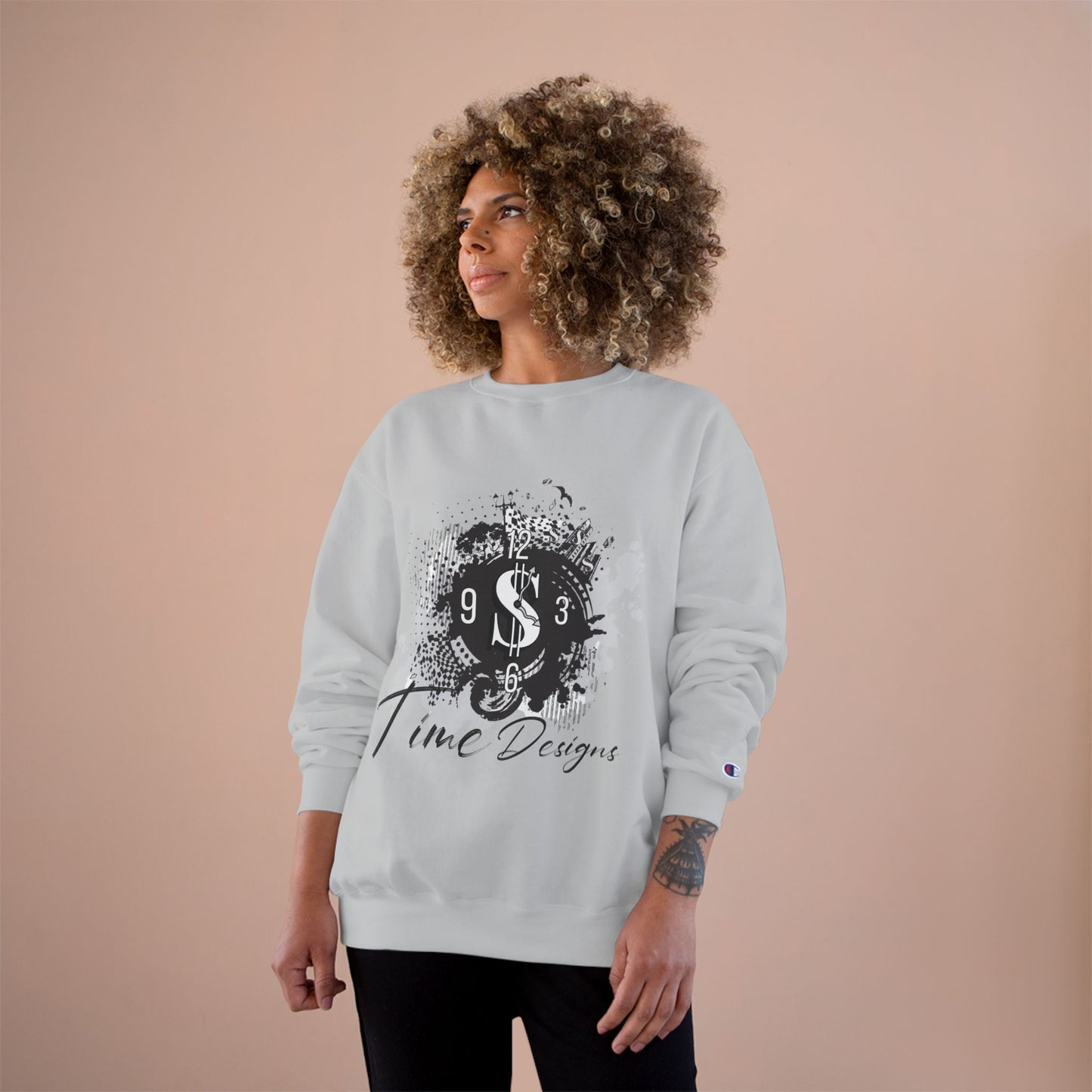 Stylish Graphic Champion Sweatshirt with Time Designs