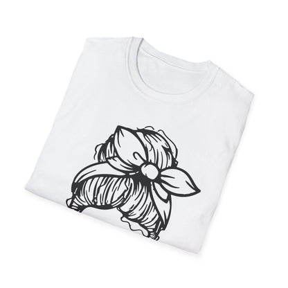 #DogMom Unisex Softstyle T-Shirt - Perfect Gift for Pet Lovers