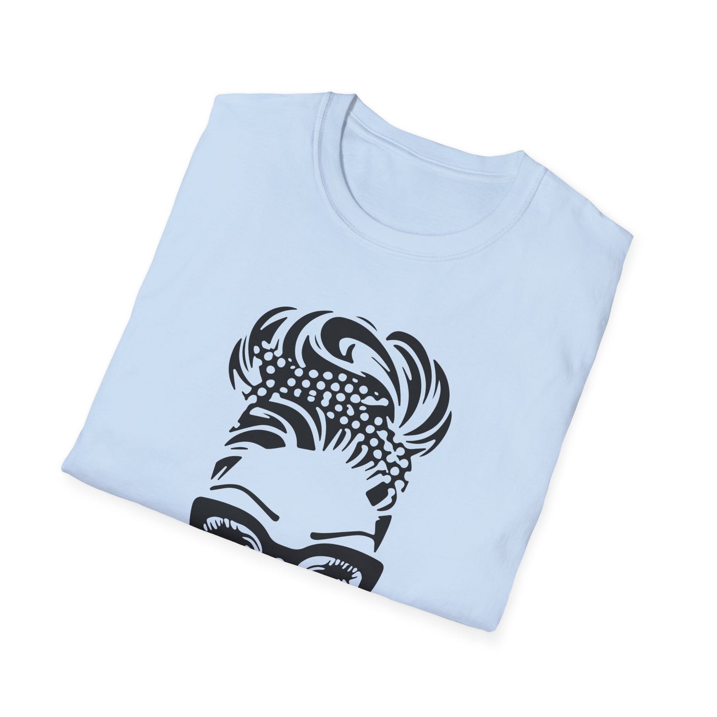 Chic Grandma T-Shirt | Stylish Gift for Grandmothers | Perfect for Birthdays & Celebrations