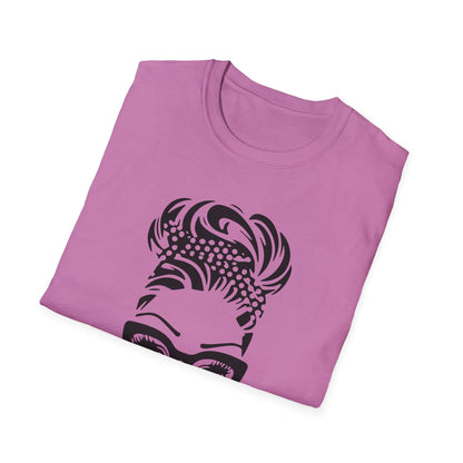 Chic Grandma T-Shirt | Stylish Gift for Grandmothers | Perfect for Birthdays & Celebrations