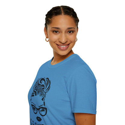 Chic Grandma T-Shirt | Stylish Gift for Grandmothers | Perfect for Birthdays & Celebrations