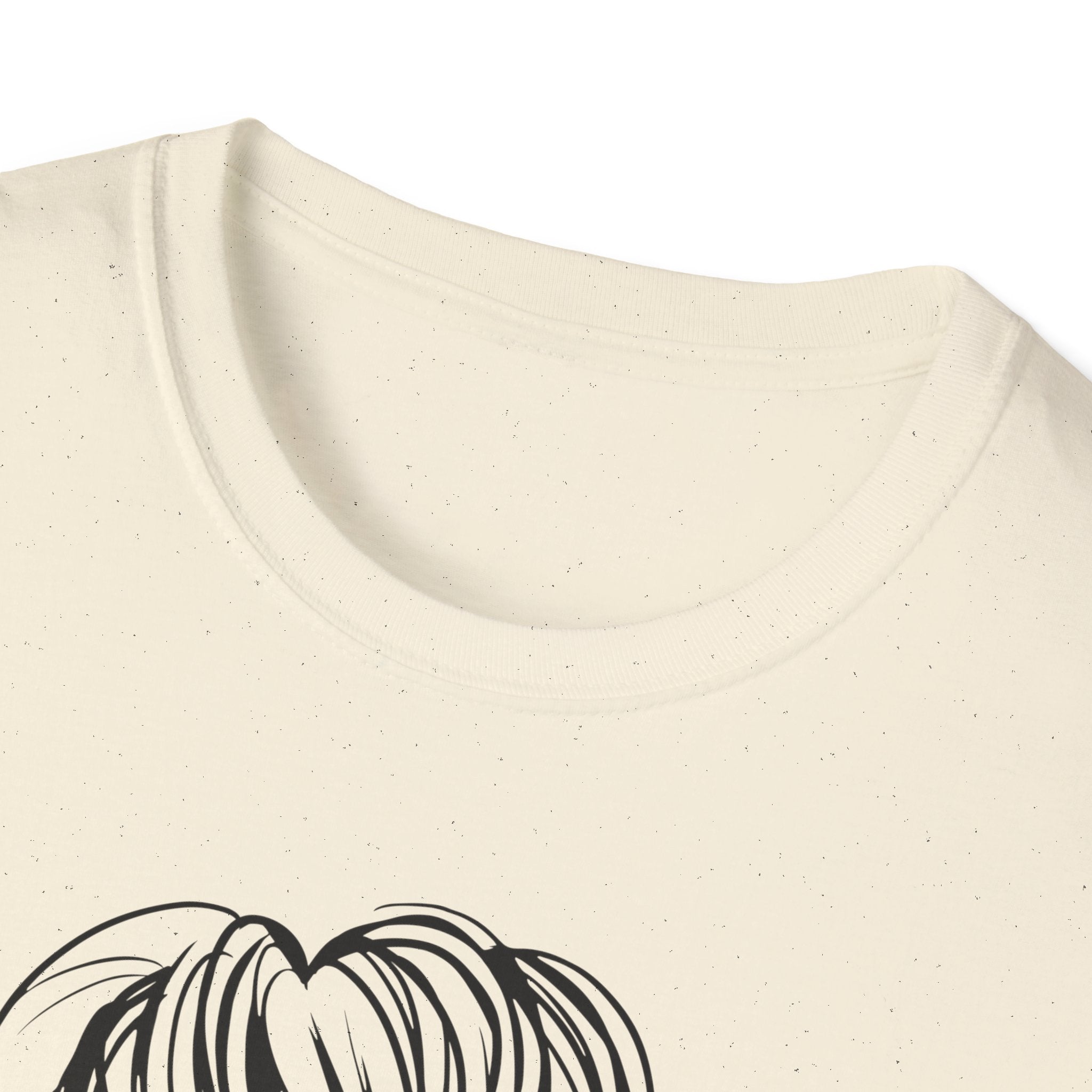 #MomLife Unisex Softstyle T-Shirt - Perfect Gift for Moms