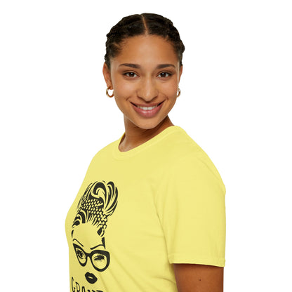 Chic Grandma T-Shirt | Stylish Gift for Grandmothers | Perfect for Birthdays & Celebrations