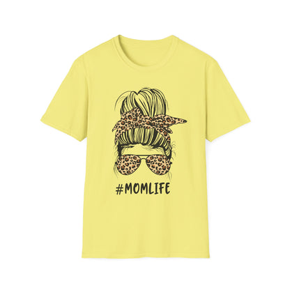 #MomLife Unisex Softstyle T-Shirt - Stylish and Comfortable for Mothers