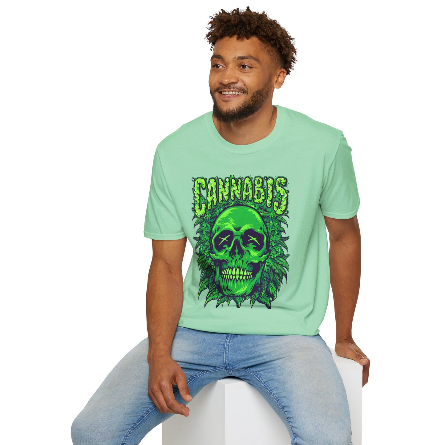 Green Skull Cannabis Unisex T-Shirt – Perfect for Stoner Culture and Everyday Wear