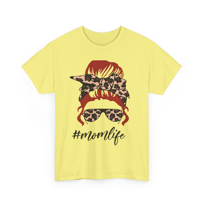 #Momlife Unisex Heavy Cotton Tee - Stylish & Comfortable T-Shirt for Moms