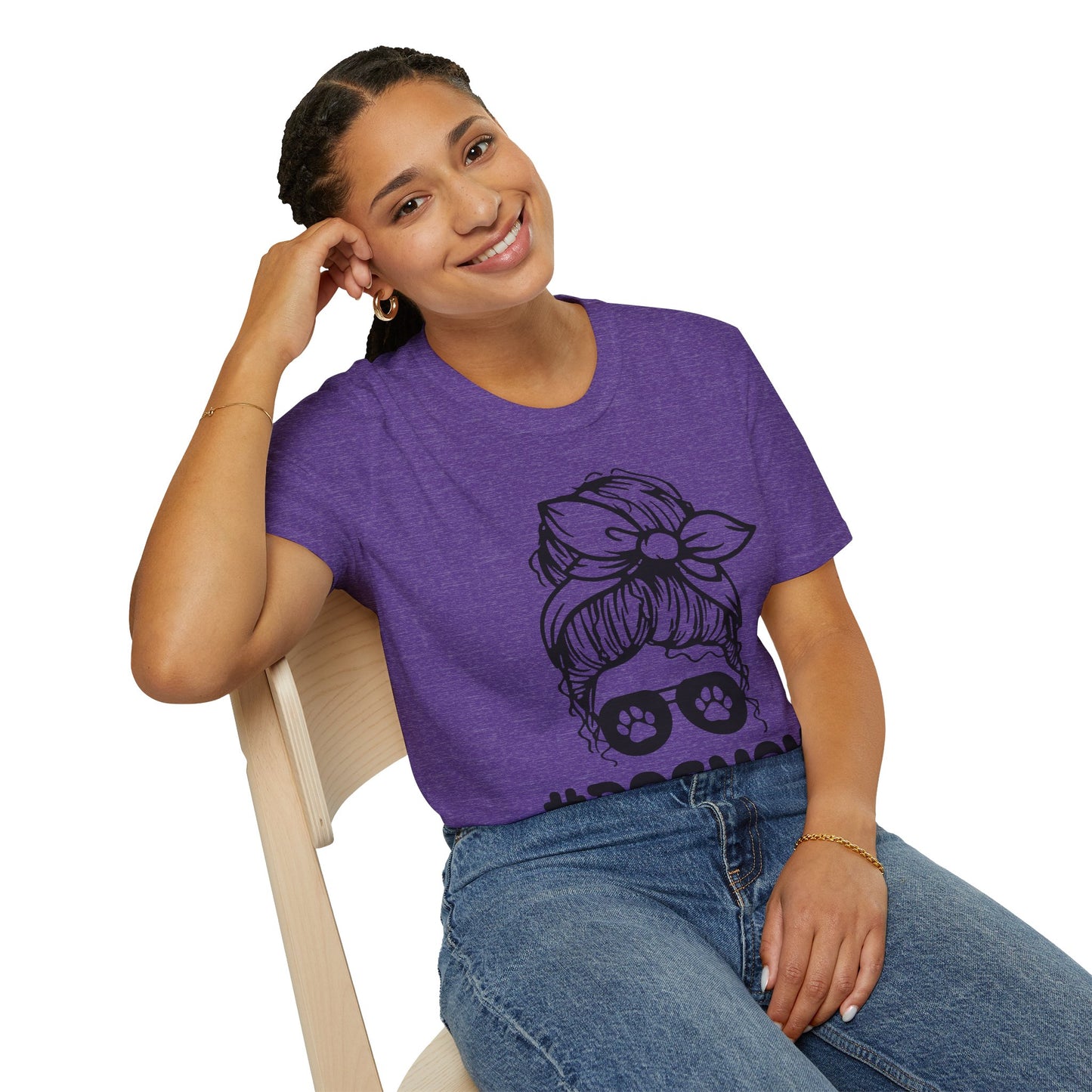 #DogMom Unisex Softstyle T-Shirt - Perfect Gift for Pet Lovers