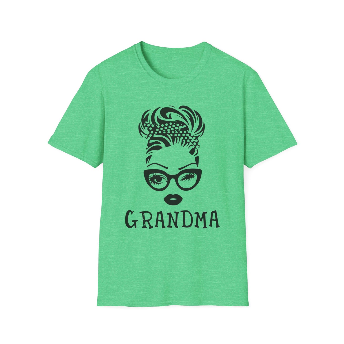 Chic Grandma T-Shirt | Stylish Gift for Grandmothers | Perfect for Birthdays & Celebrations