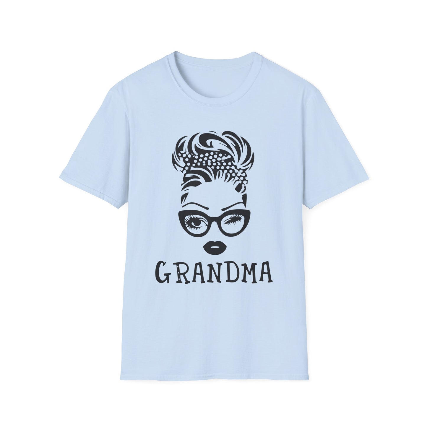 Chic Grandma T-Shirt | Stylish Gift for Grandmothers | Perfect for Birthdays & Celebrations