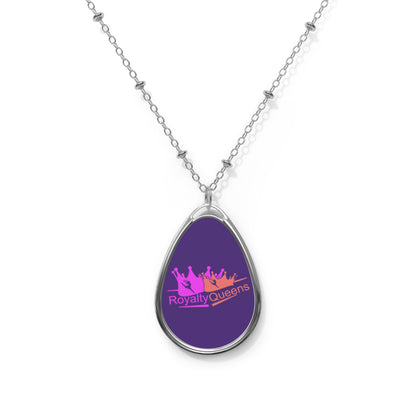 Royalty Queens Oval Necklace - Elegant Jewelry, Gift for Her, Statement Accessory, Unique Pendant, Personalized Jewelry