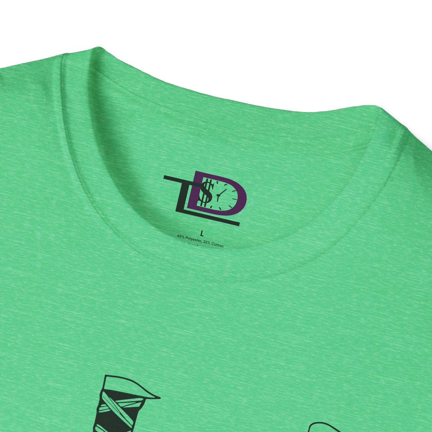 Cool Graphic Unisex T-Shirt with Edgy Knife Design