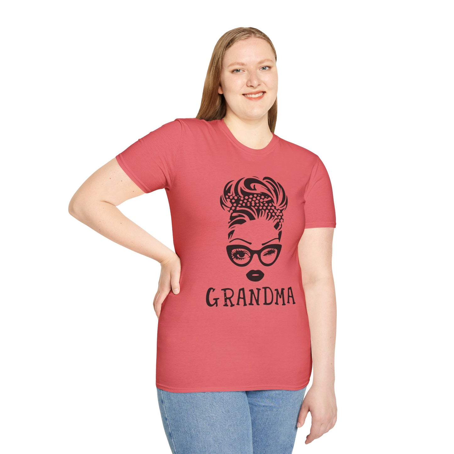 Chic Grandma T-Shirt | Stylish Gift for Grandmothers | Perfect for Birthdays & Celebrations